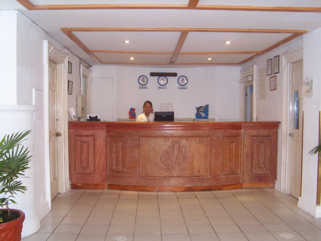 Maralisa Hotel and Beach Club