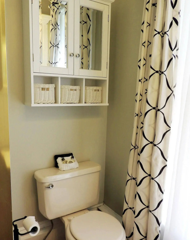 Champaign Garden Inn