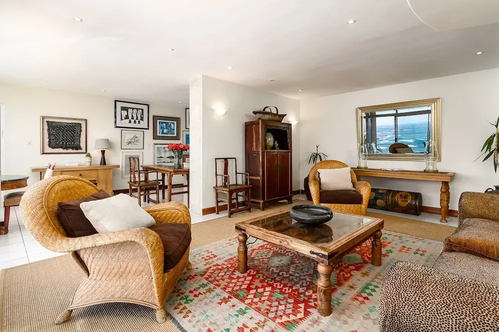 Balie Bay 1 - Adults Only