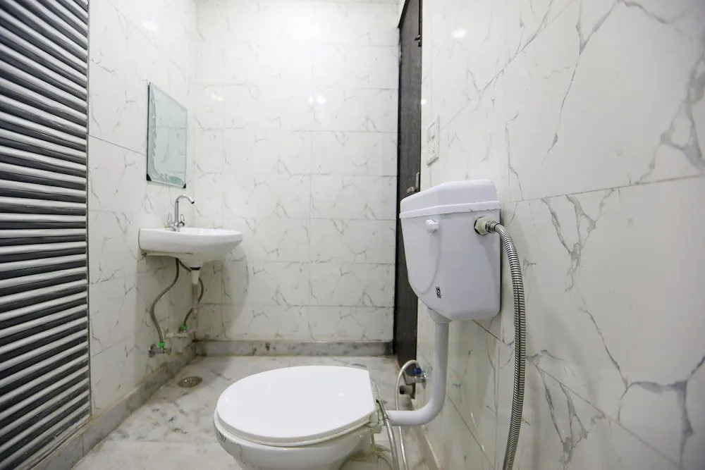 OYO 46841 Aashiana Guest House