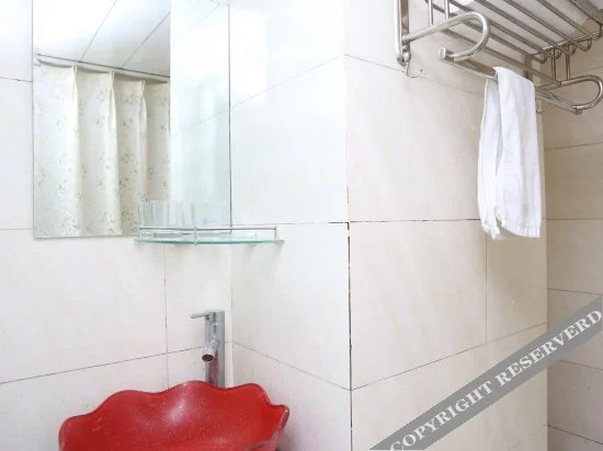 Junyi Chain Hotel (Yongfeng Subway Station)