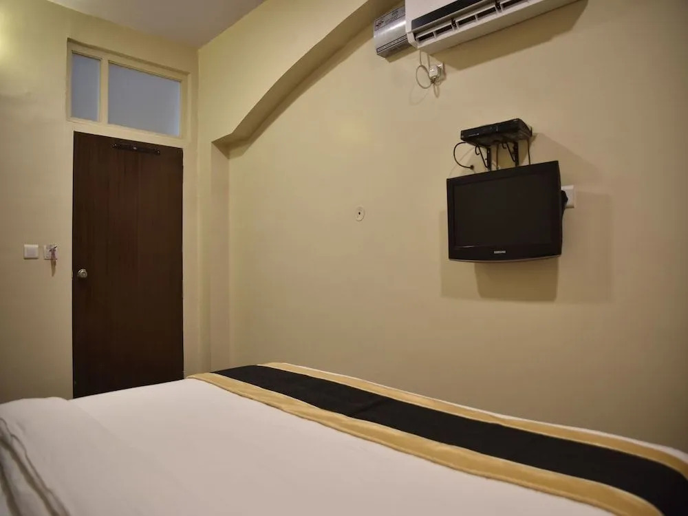 Hotel Rang Mahal Near Jaipur International Airport