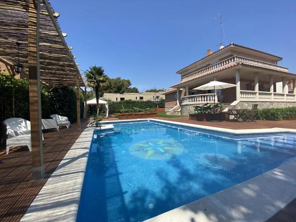 R119 - Casa Alemania
