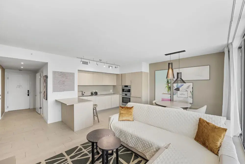Stunning High-floor City View 1BR Hyde Beach House