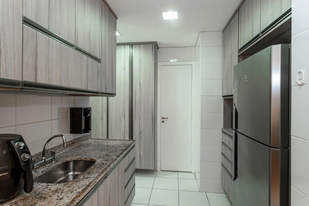 Moderno 2qtos C/ Piscina E Garagem | Sc 357/405