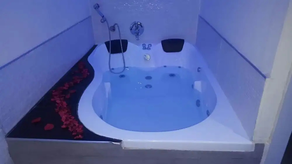 Jordan Luxury Suite