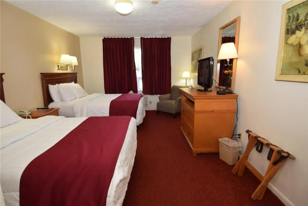 Knights Inn Oswego