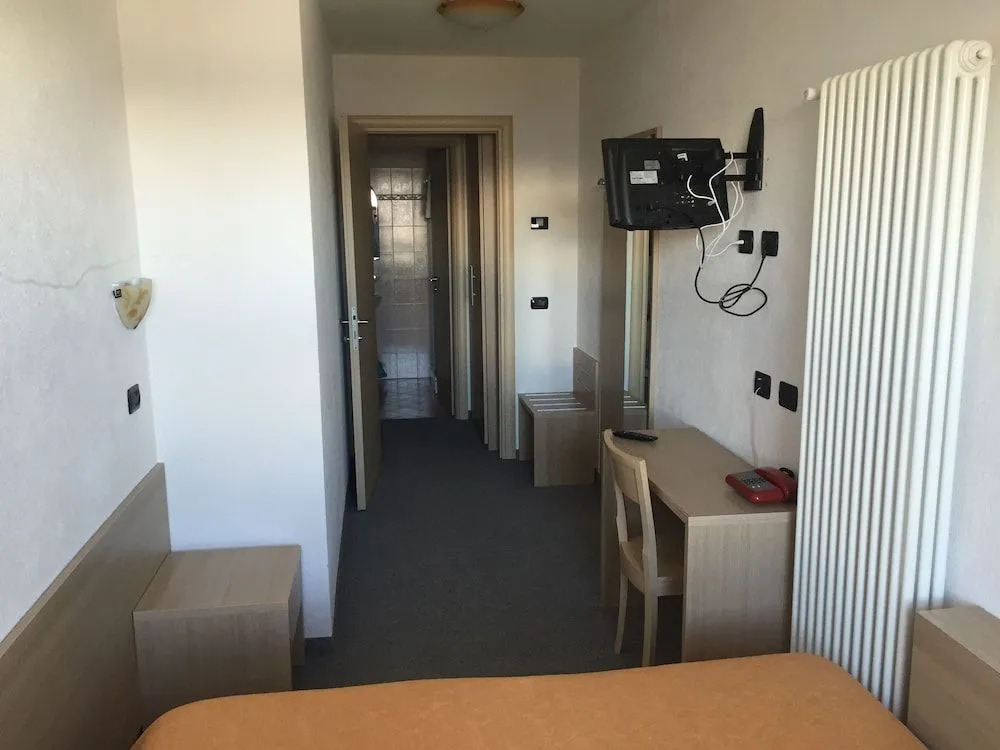 Hotel Girasole 2000