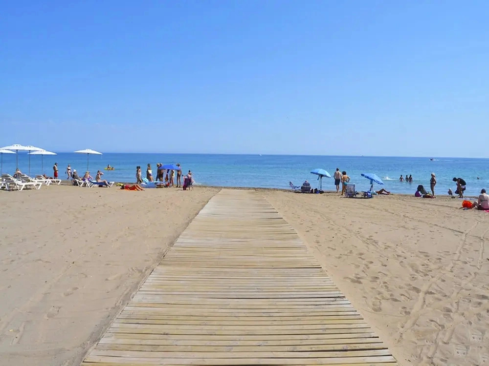 03 Ap1102 in Denia With 1 Bedrooms and 1 Bathrooms
