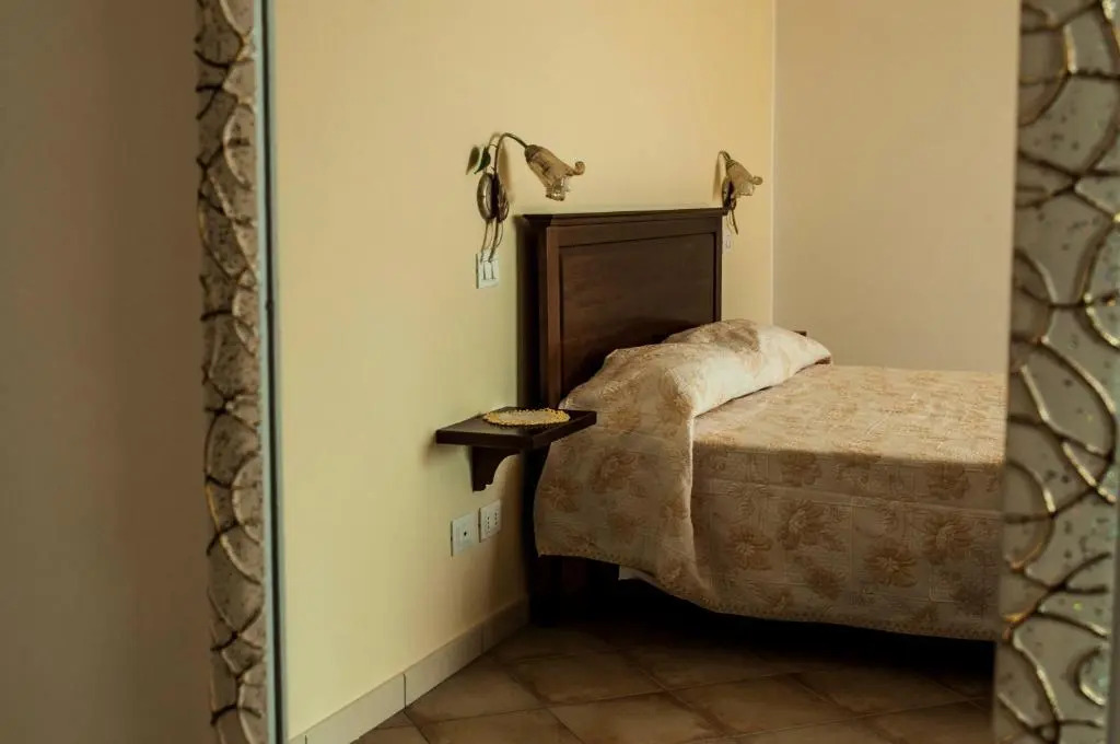 LEremo Country House
