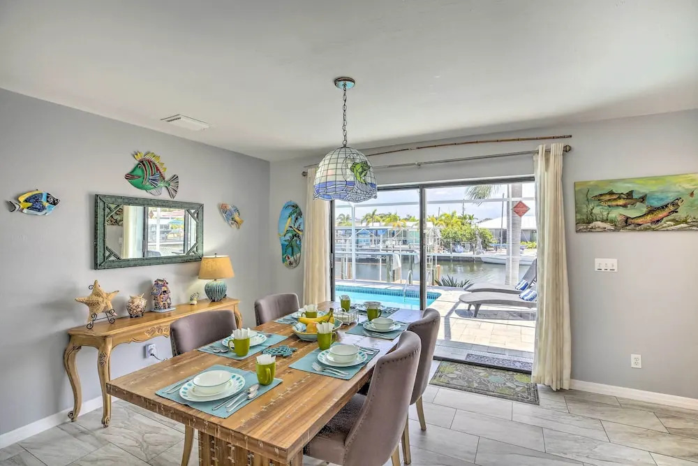 Heated Pool + Lanai: Matlacha Isles Getaway