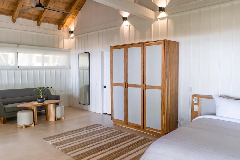 Blue Mist Hotel & Beach Club