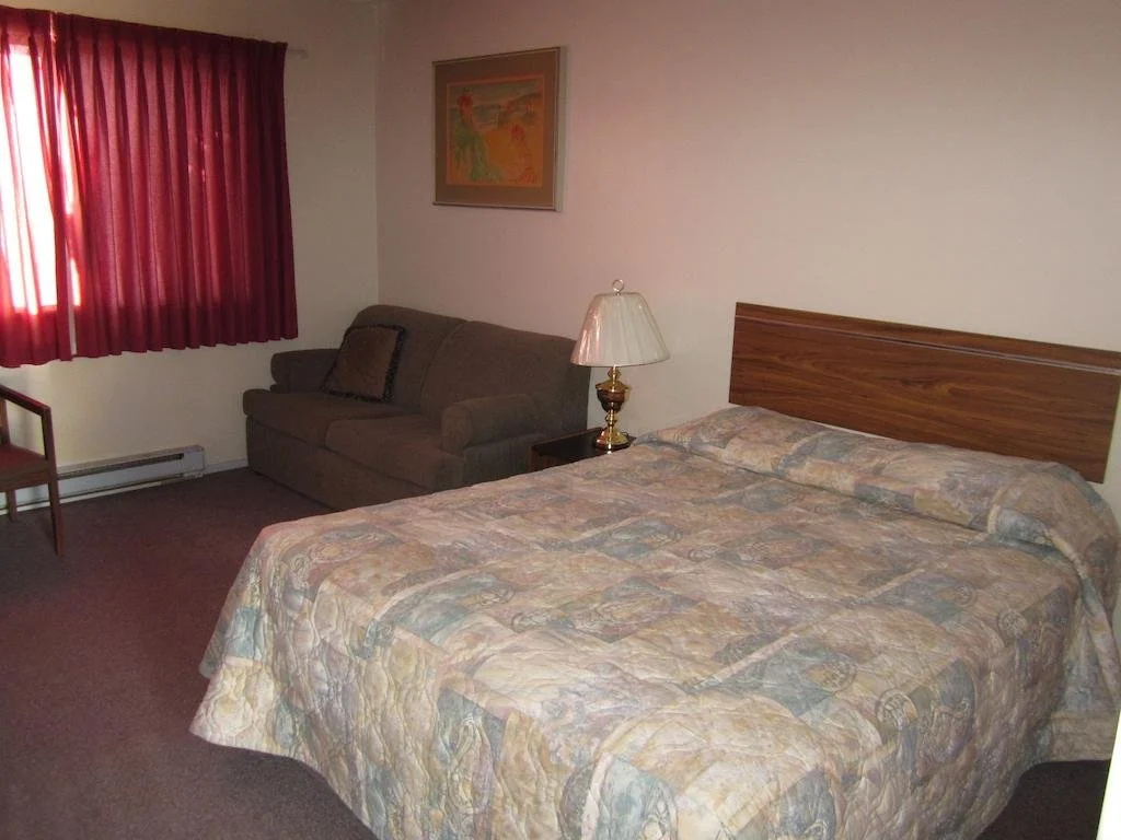 Y-5 Motel