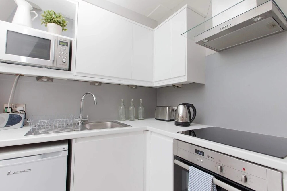 1 Bedroom Apartment in Edinburgh'S Old Town Sleeps 4
