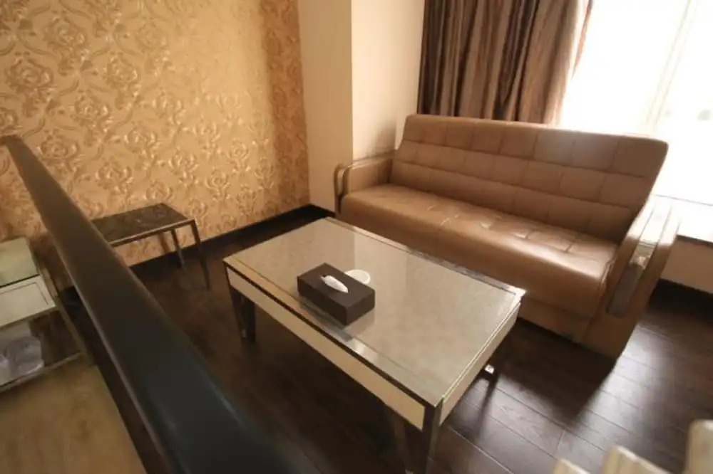 Carnation Business Hotel