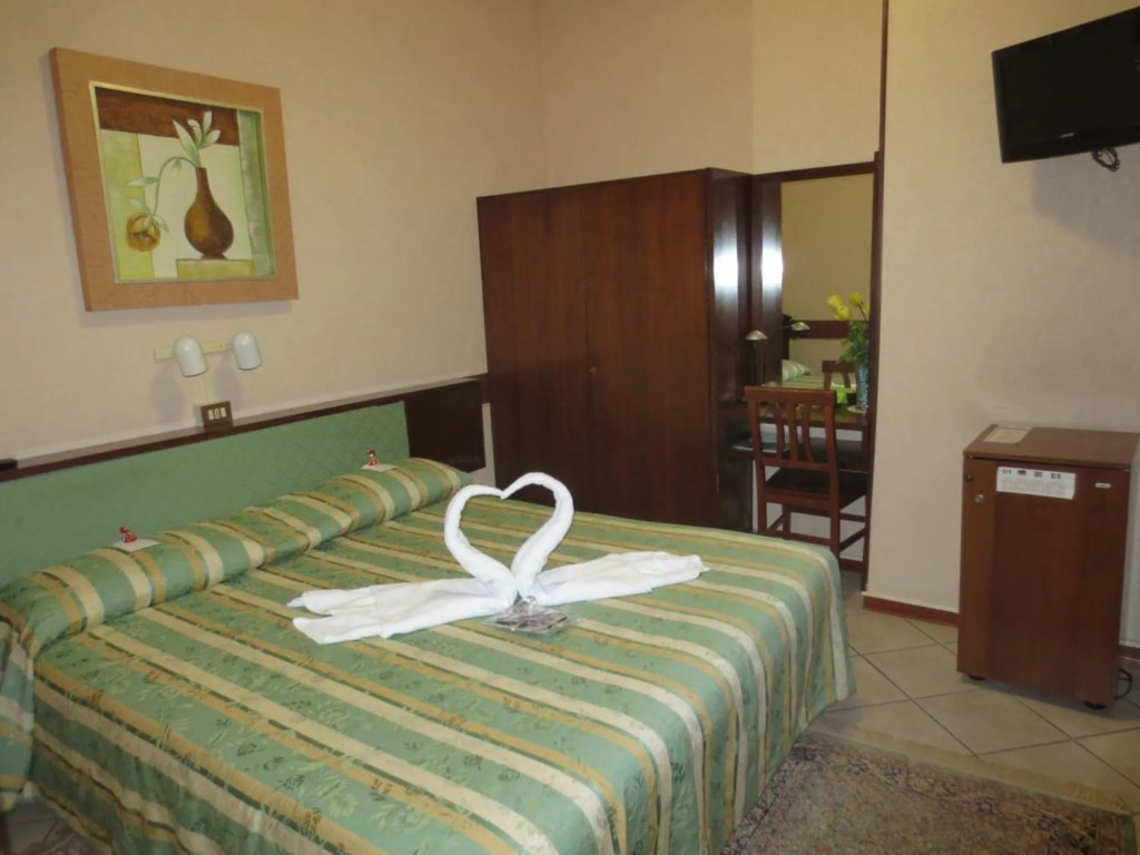 Hotel Italia City Center