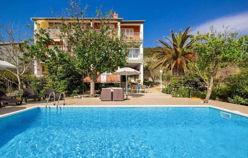 Apartments Danijela Rab