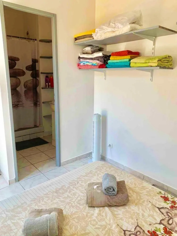 Apartment with One Bedroom in la Ciotat, with Wonderful Mountain View, Furnished Terrace And Wifi - 500 M From the Beach