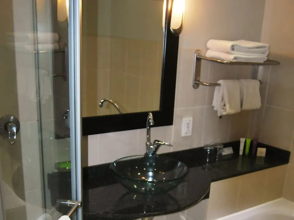 Safari Lodge, Hotel & Convention Centre