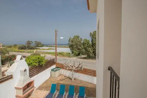 The Ultimate 5 Star Holiday Villa in Paralimni with Private Pool And Close To the Beach, Paralimni Villa 1308