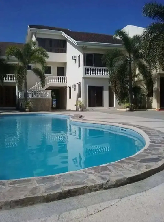 Sunset Villa