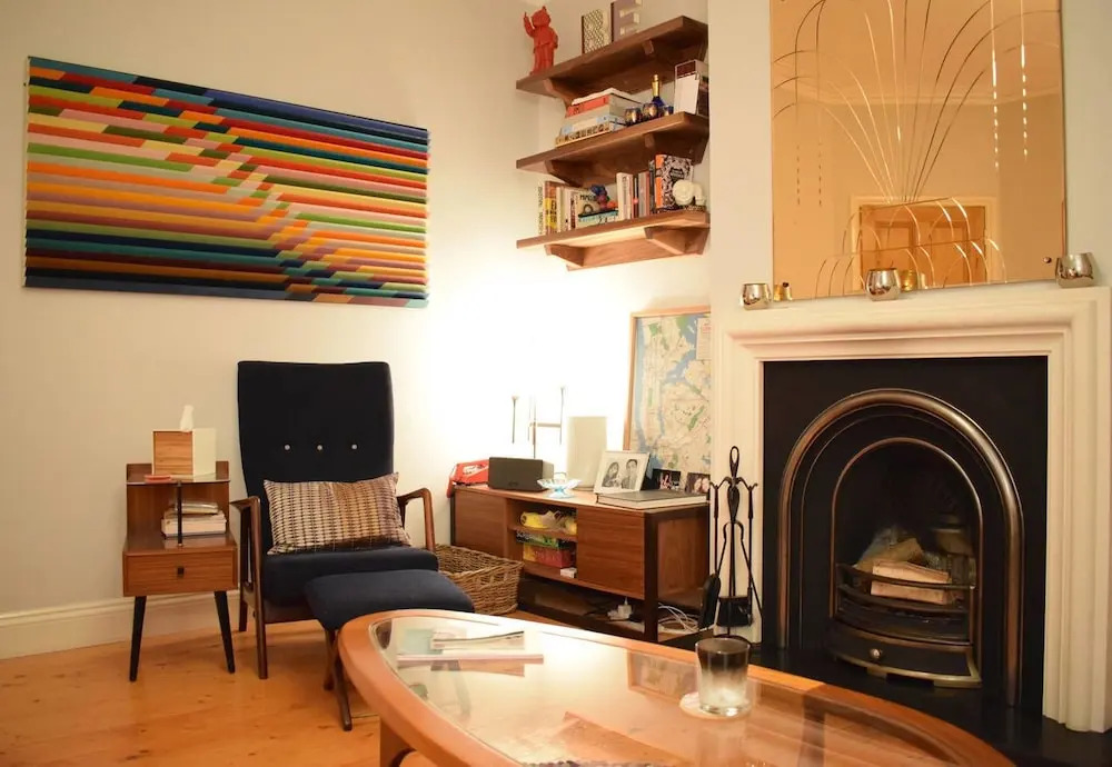 2 Bedroom Home in Camberwell