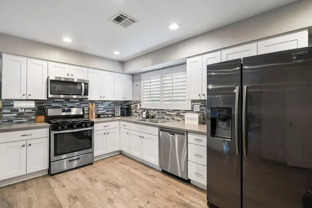 Highly Upgraded 4bd2bath Home With Private Pool