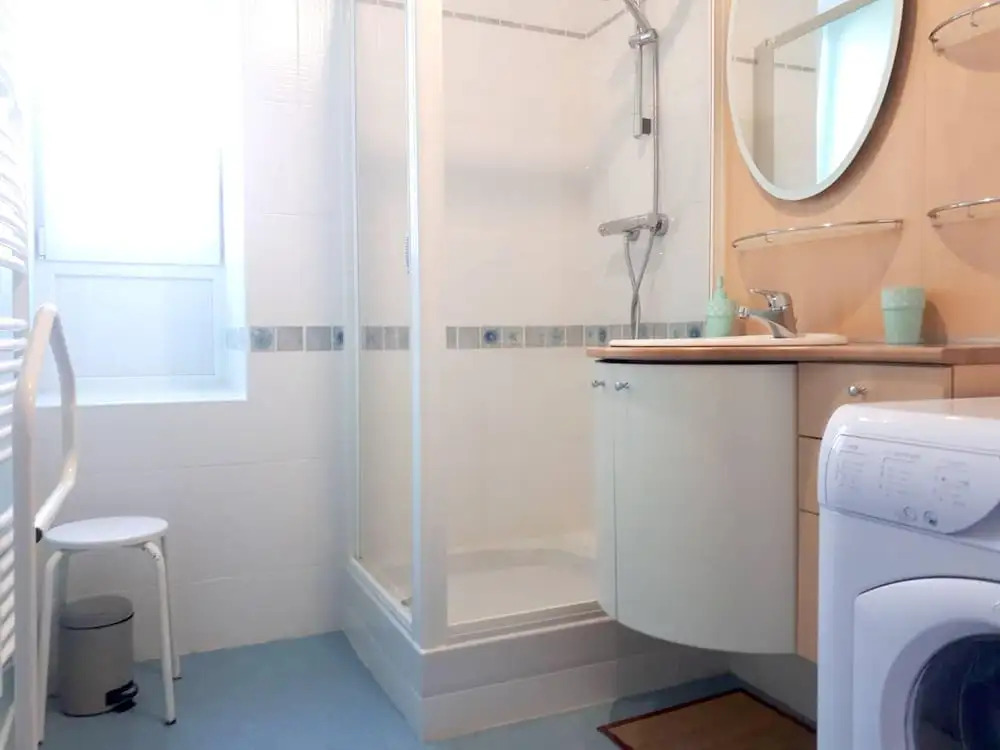 Apartment with 2 Bedrooms in la Bourboule, with Balcony - 4 Km From the Slopes