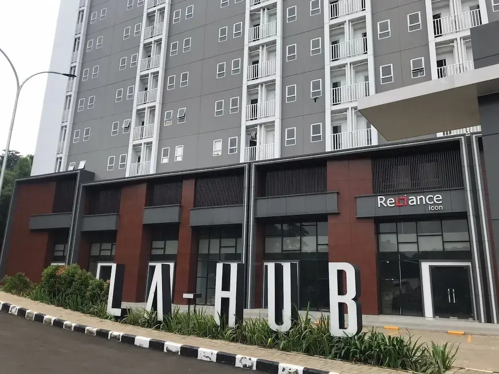 Stunning Studio Apartment at La Hub City