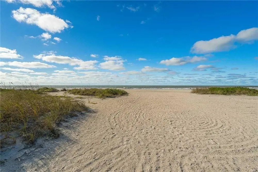 Harbor Light Towers 803 - Two Bedroom Condo