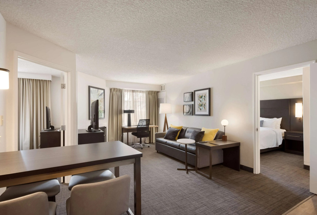 Sonesta ES Suites Reno