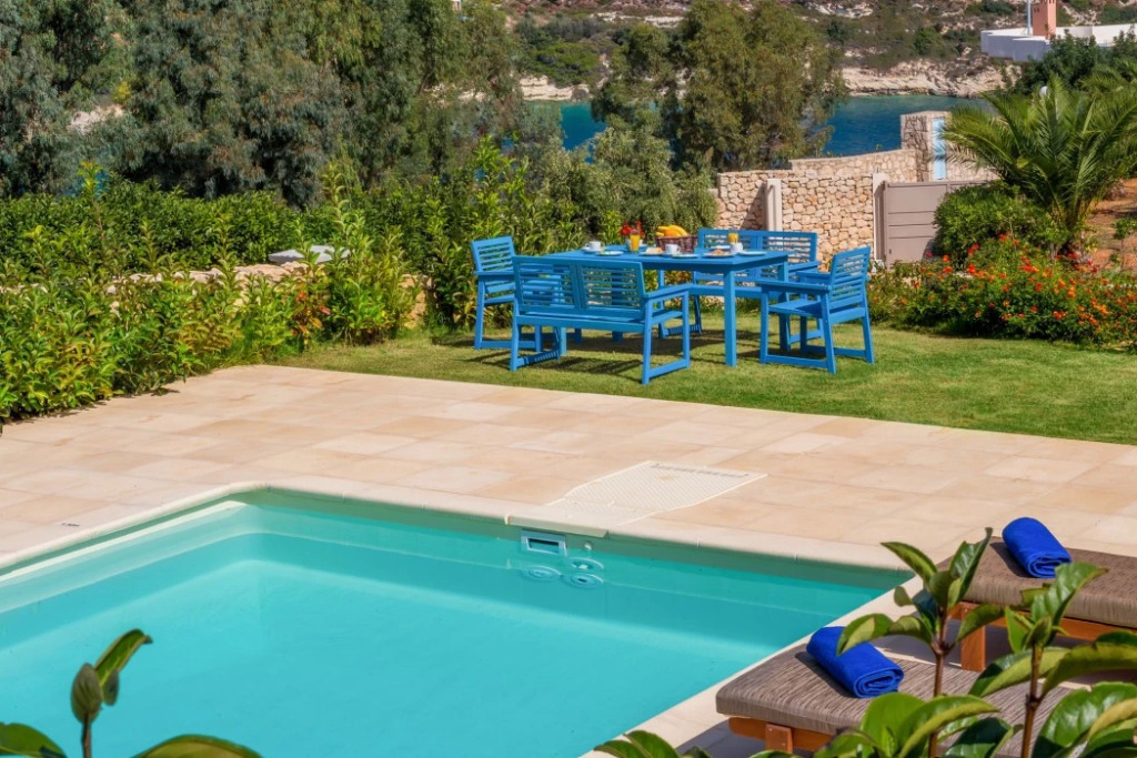 Crete View