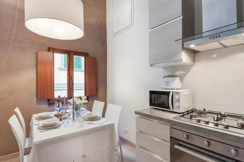 Uffizi-Ponte Vecchio Apartment
