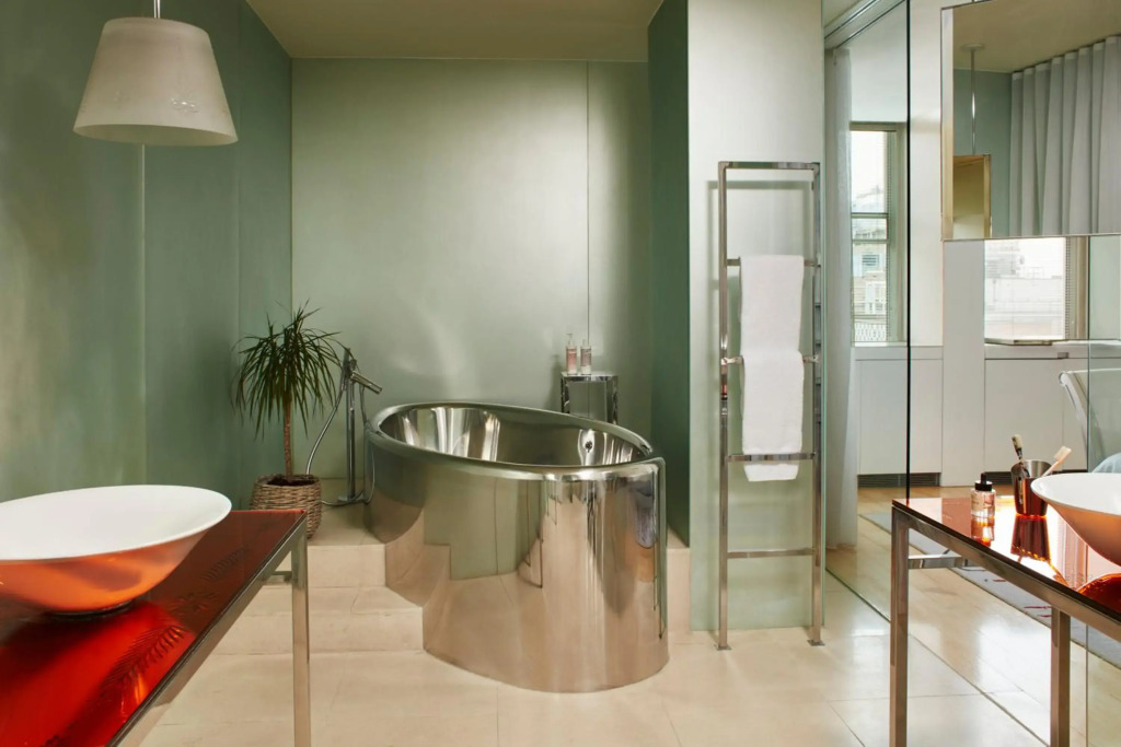 Sanderson London