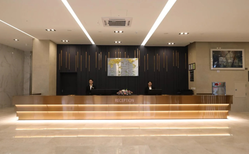 Rest Hotel