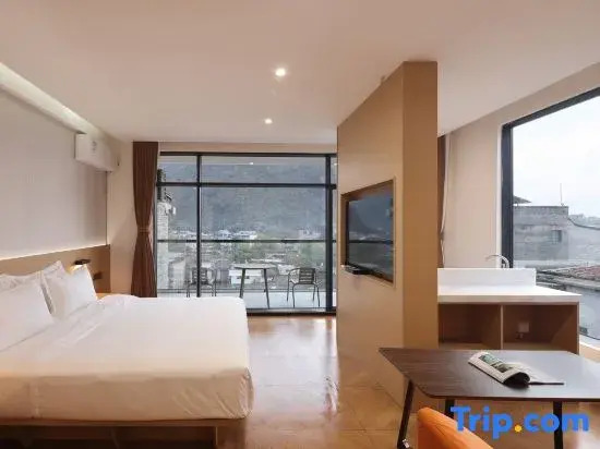 Huangyao Jinlanju Scenic Hotel
