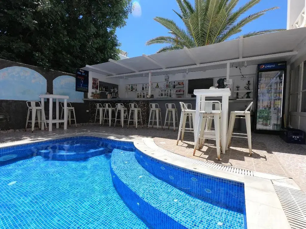 Anny Studios & Rooms Perissa Beach