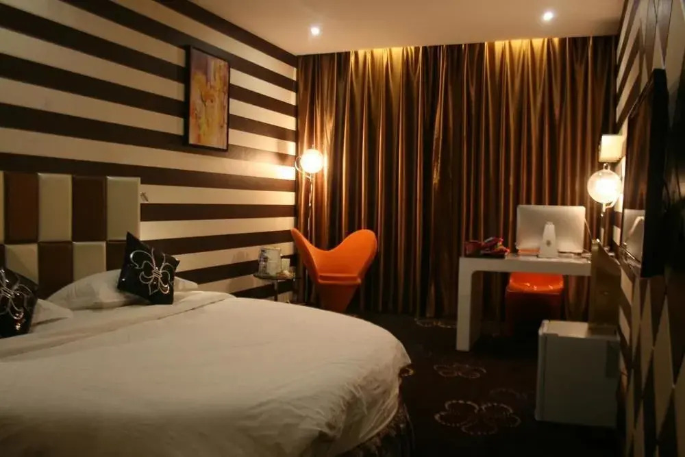 Victoria Hotel