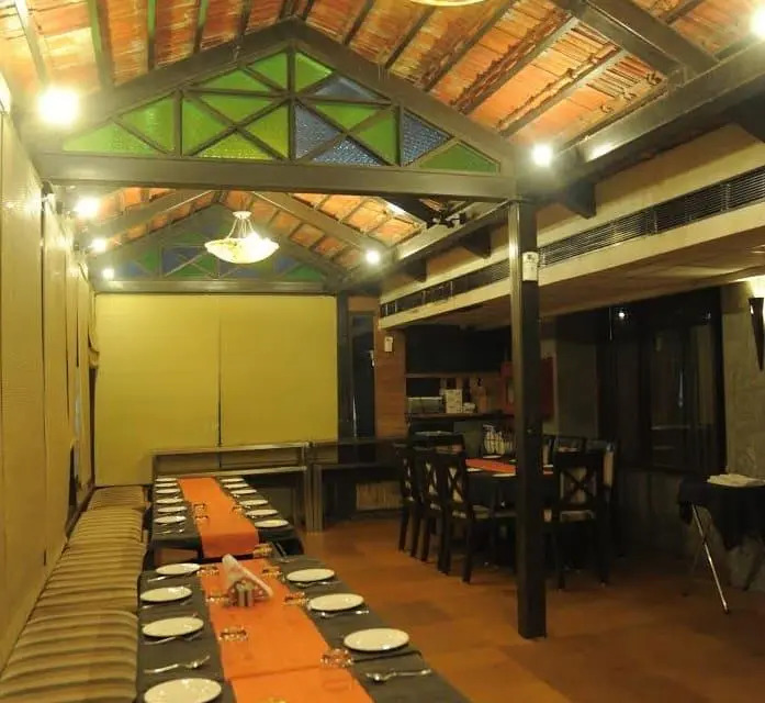 Hotel Heritage 2001, Nagpur