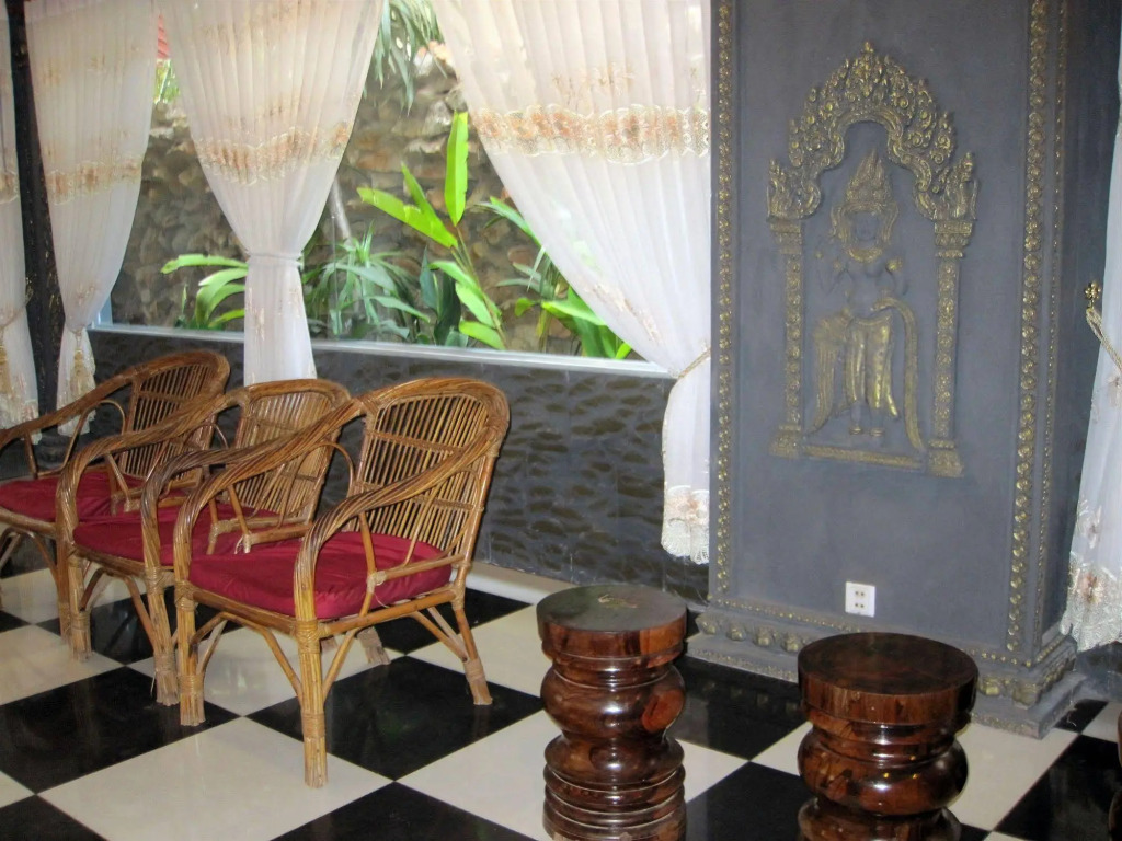 Popular Hotel & Spa