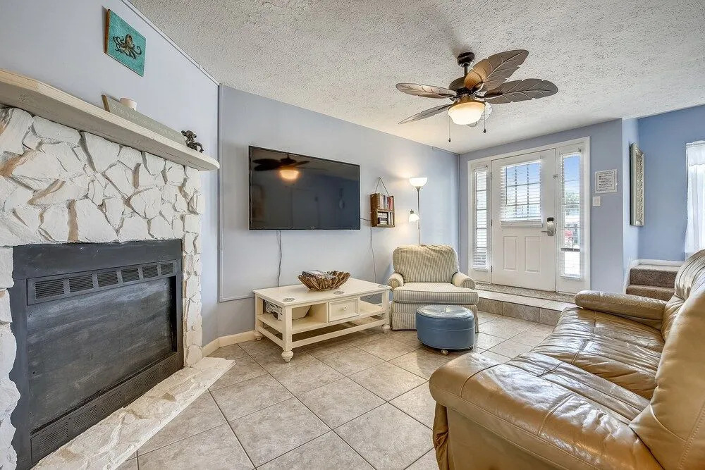 Sea Esta by Book That Condo