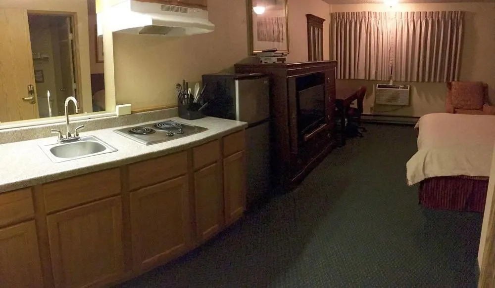 Midway Inn