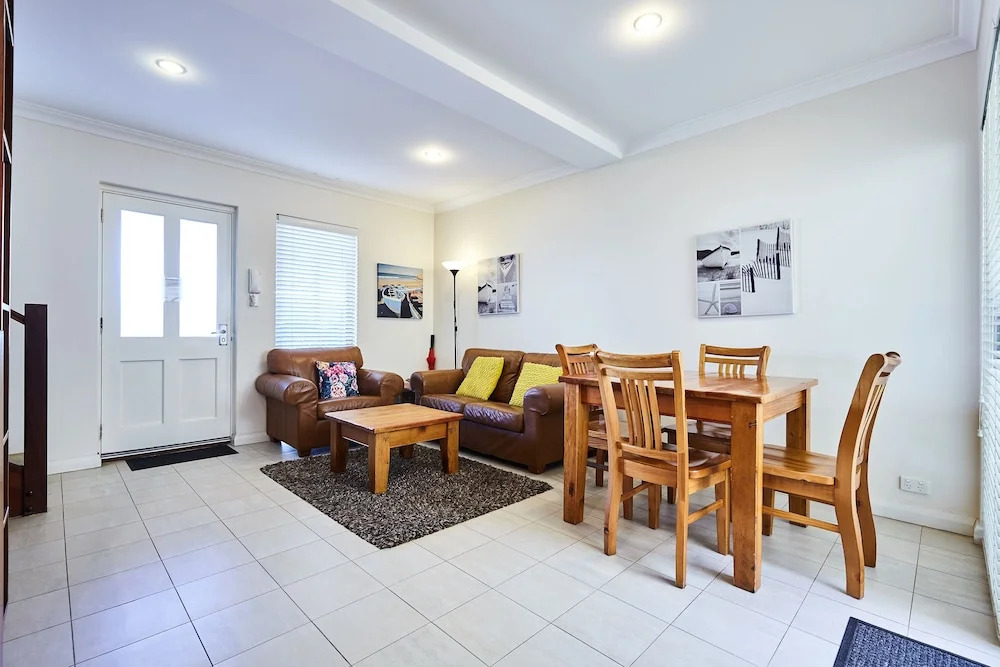 Fremantle Townhouse u/5