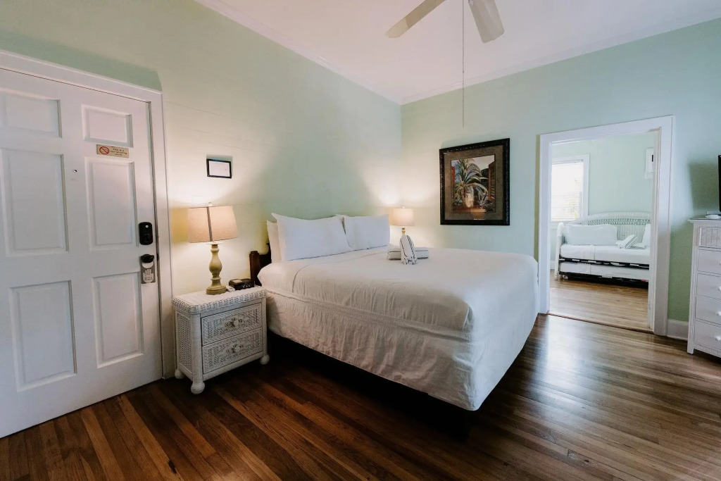 Amsterdam's Curry Mansion Inn