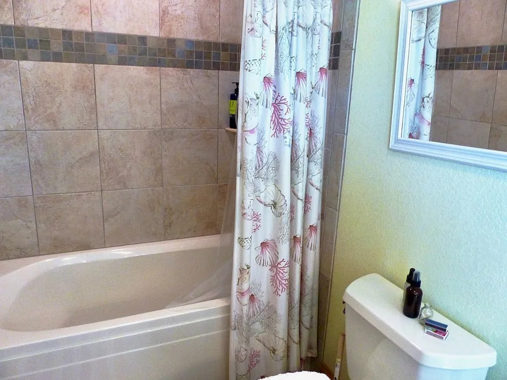 Heaven on Ocracoke 2 Bedrooms 2 Bathrooms Home