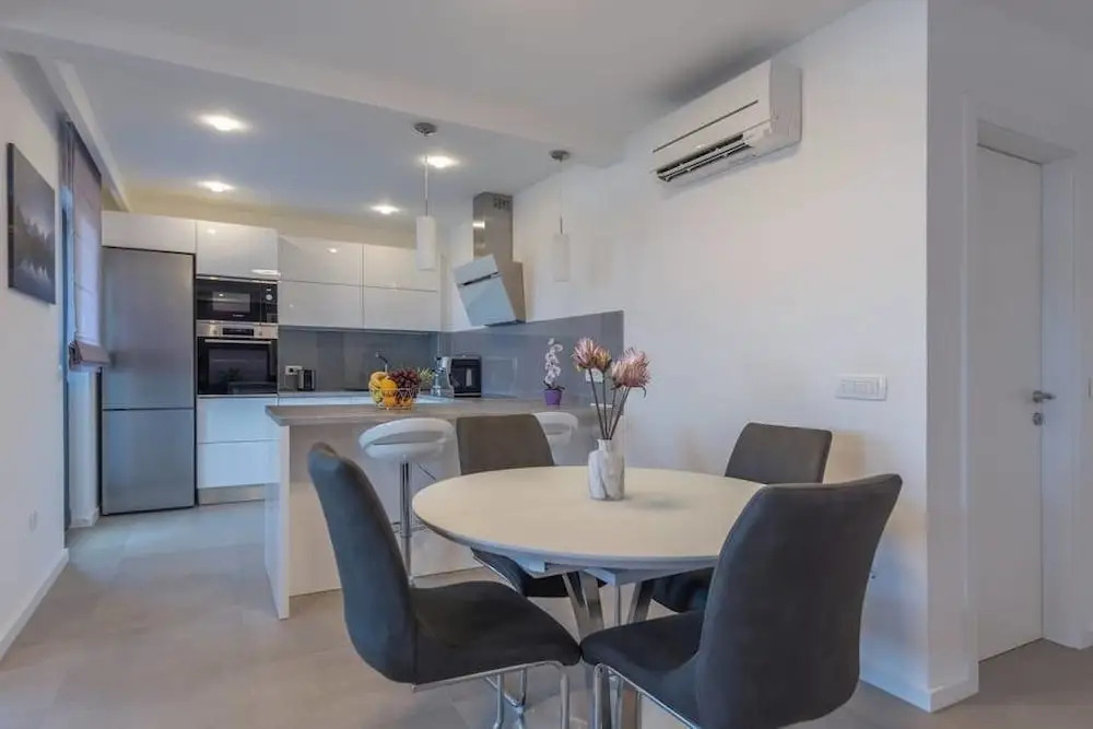 Villa VID