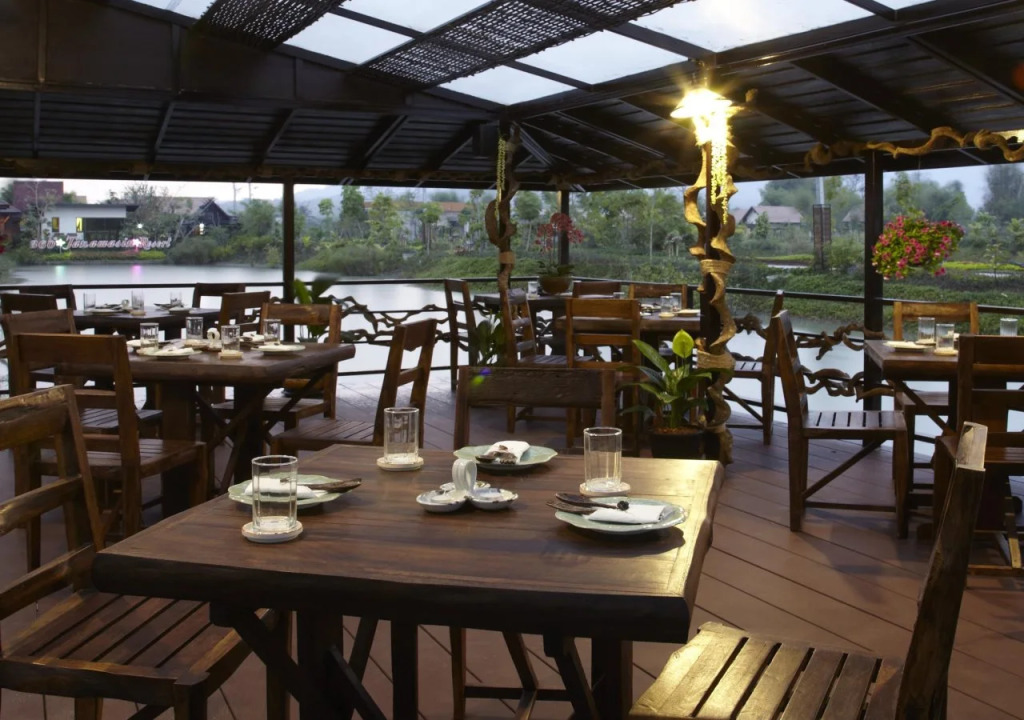 360 Tanawasin Resort & Spa