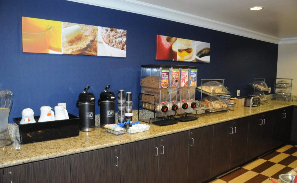 SureStay Hotel by Best Western Ontario Airport