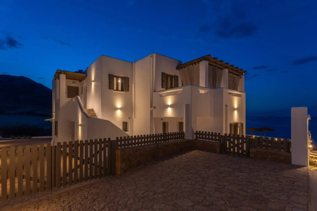 Skyros Trias