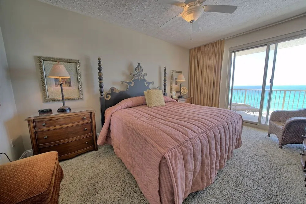 Tropical Gulf Front Condo with Picnic Area & Grills - Unit 0802 by RedAwning